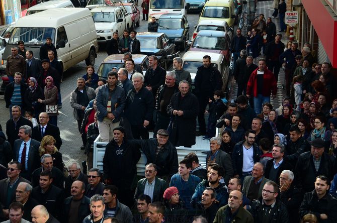 MHP LİDERi DEVLET BAHÇELİ AKHİSARLILAR İLE BULUŞTU